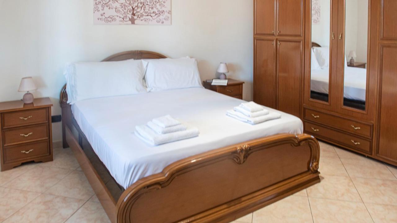 Villa Cabirol Fertilia Kültér fotó