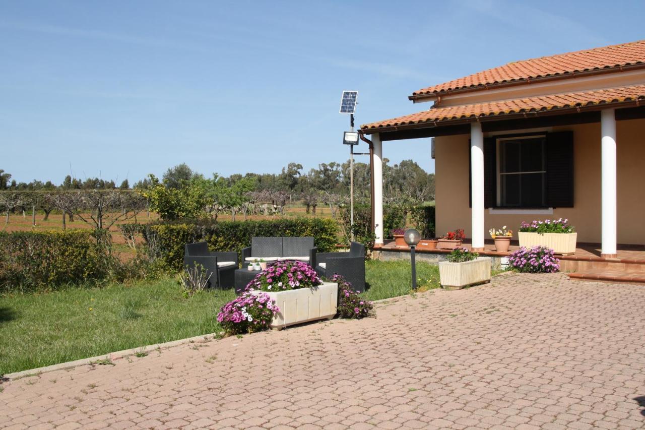 Villa Cabirol Fertilia Kültér fotó