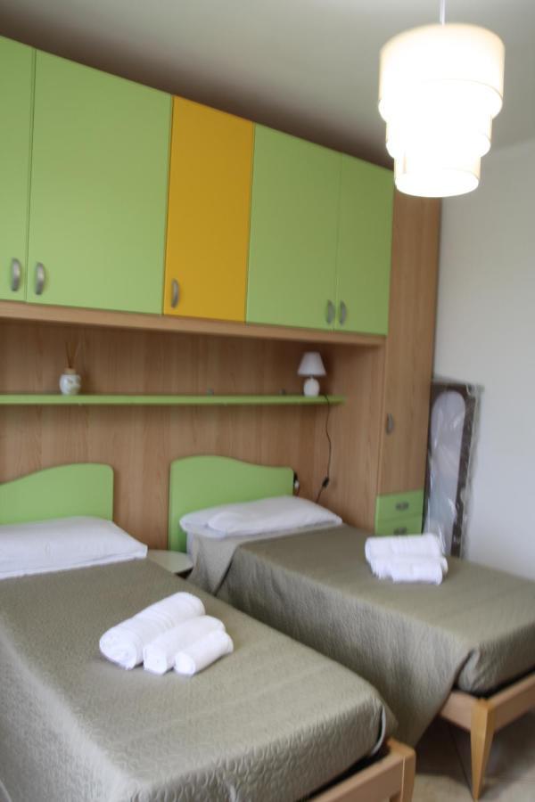 Villa Cabirol Fertilia Kültér fotó